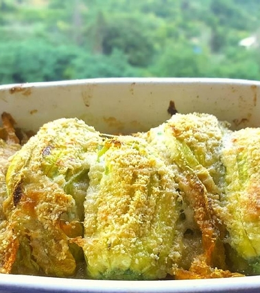 Fiori di zucchine ripieni di ricotta