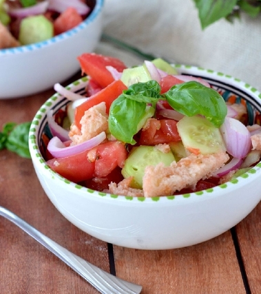 Panzanella toscana ricetta tradizionale