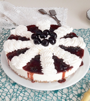 Torta cornetto all'amarena