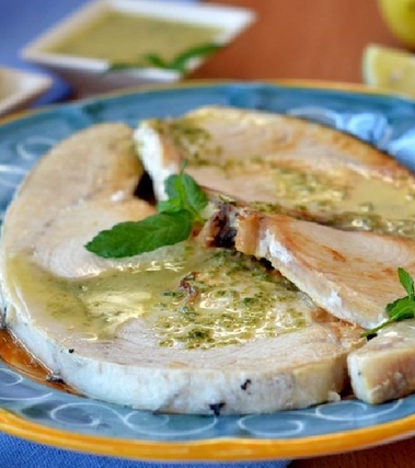 Tranci di pesce spada aromatizzati al limone