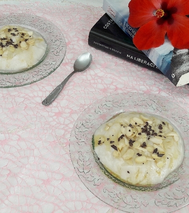 Biancomangiare al latte di mandorla