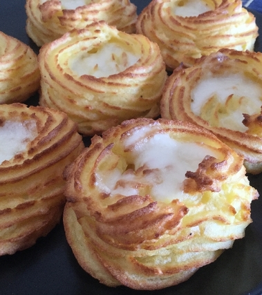 Nidi di patate ripieni di mozzarella