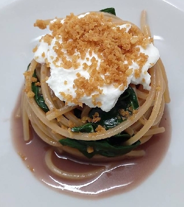 Spaghetti risottati in acqua di polpo e burrata