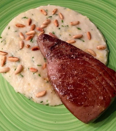 Trancio di tonno rosso con crema di patate