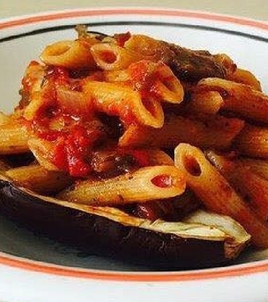 Pasta alla norma, nella melanzana