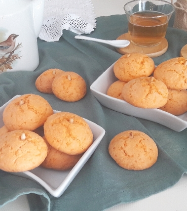 Biscotti di zucca e mandorle