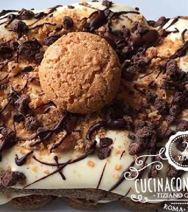 Tiramisù con cioccolato e amaretti