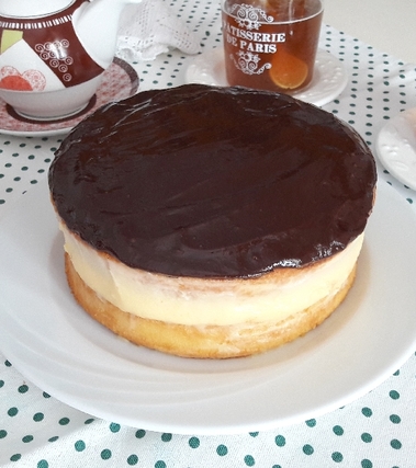 Boston cream pie