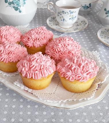Cupcakes all'arancia con frosting al mascarpone