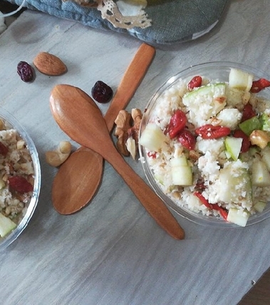 Cous cous di cavolfiore bianco e frutta secca
