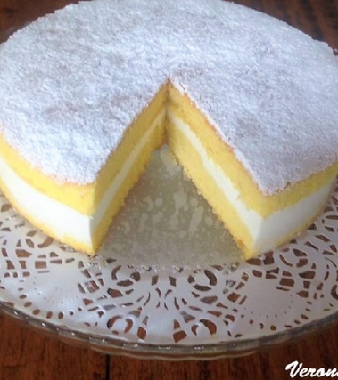 Torta paradiso con crema di latte e miele