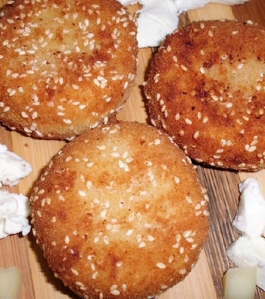 Crocchette al sesamo con cuore di mozzarella cuko
