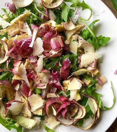Insalata di carciofi crudi rucola e grana