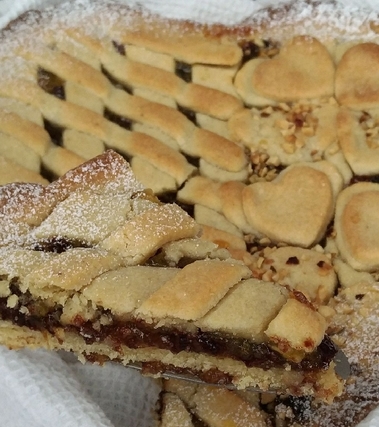 Crostata con cioccolato e marmellata di arance