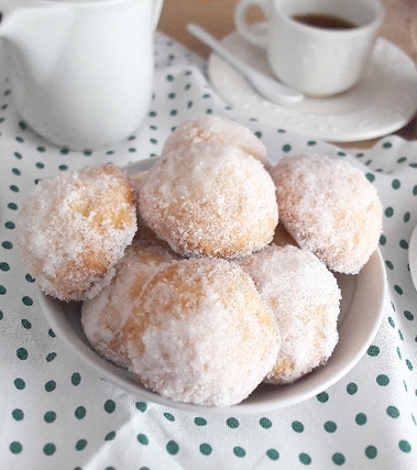 Castagnole al limoncello