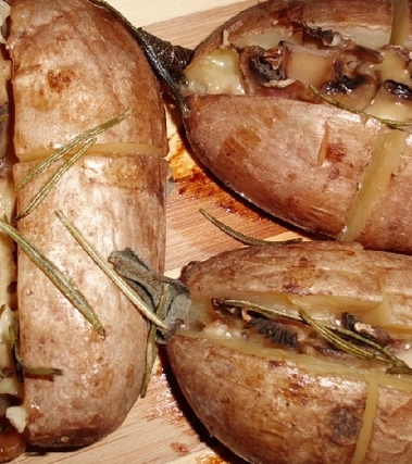 Patate al cartoccio farcite