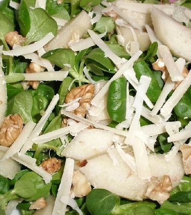 Insalata di pere e noci