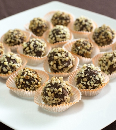 Tartufini al  cioccolato fondente