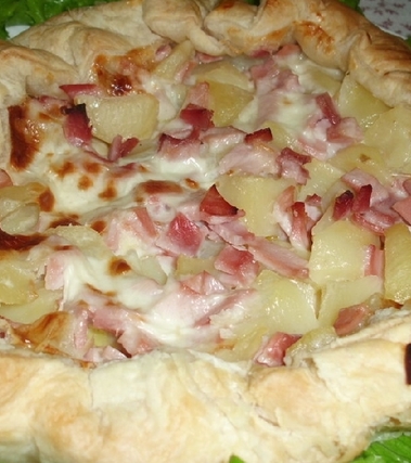 Torta salata con patate e stracchino