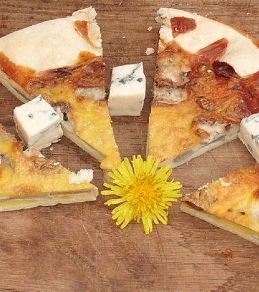 Torta salata pere noci e gorgonzola