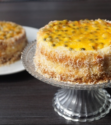 Cheesecake al cioccolato bianco, maracuja e cocco