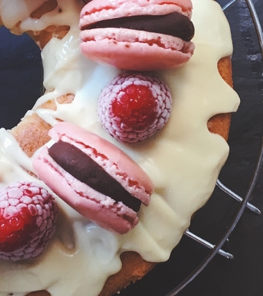 Ciambella al limone con cioccolato bianco