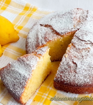 Torta dolce alla maionese