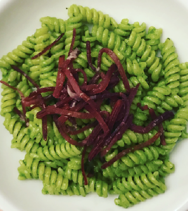 Fusilli al pesto di rucola e bresaola