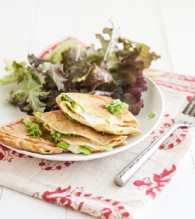 Crespelle con asparagi e formaggio