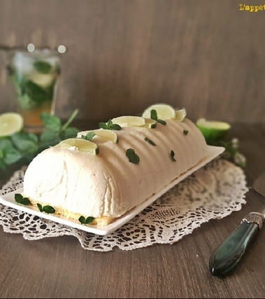 Torta mojito con base al cocco