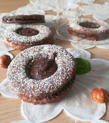 Biscotti al grano saraceno e nocciole