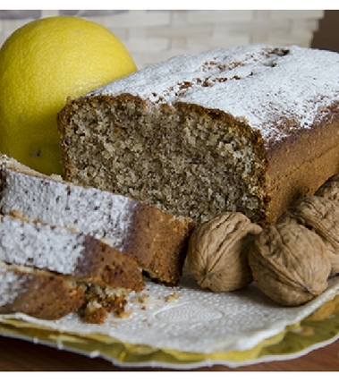 Plumcake di farina integrale miele e noci