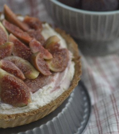 Crostata al mascarpone e fichi caramellati