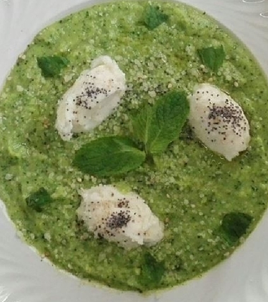 Crema di zucchine e menta con stracchino