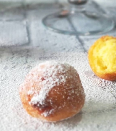 Castagnole al cucchiaio con la ricotta