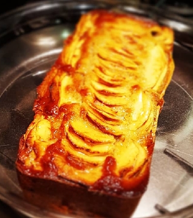 Plumcake rustico alle mele, noci e banane