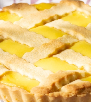 Crostata senza lattosio con grano cotto e crema