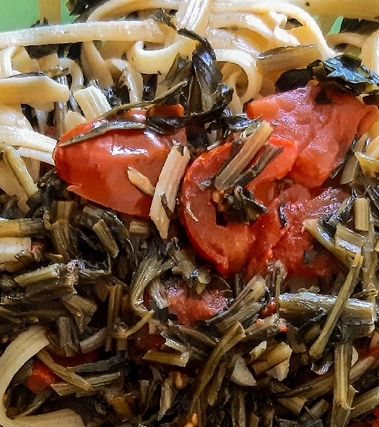 Pasta con cicoria e pomodorini light