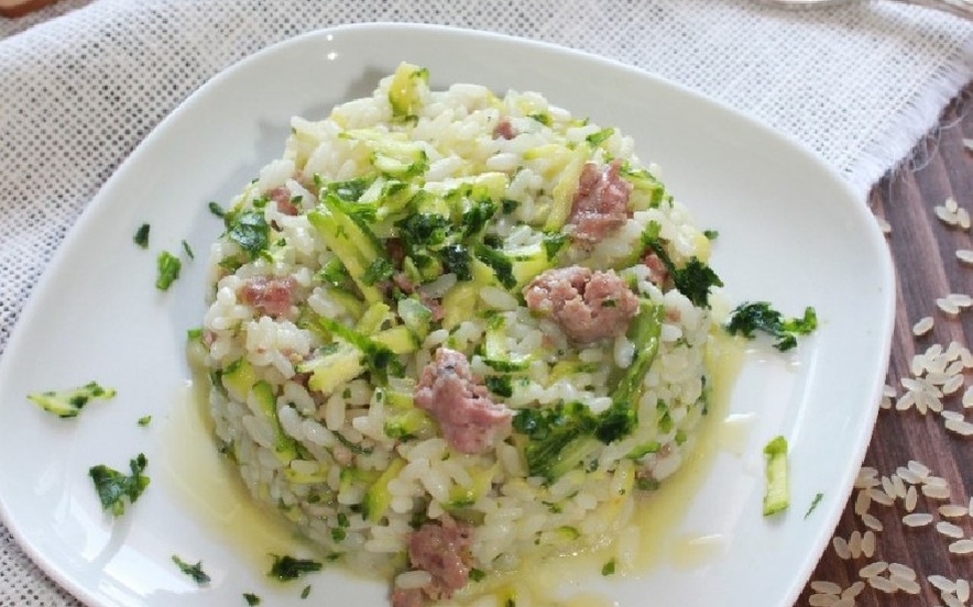 Risotto alle zucchine e salsiccia