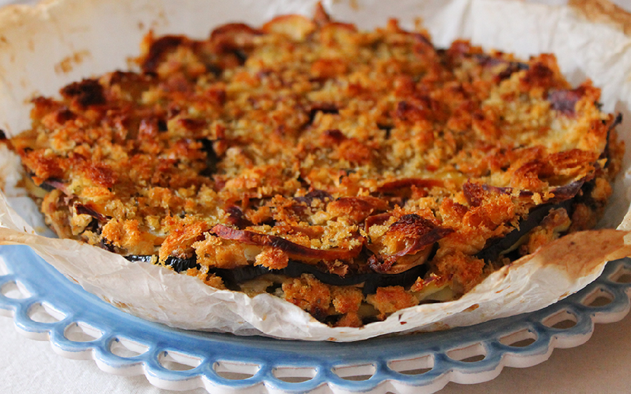 Terrina di patate, funghi e melanzane