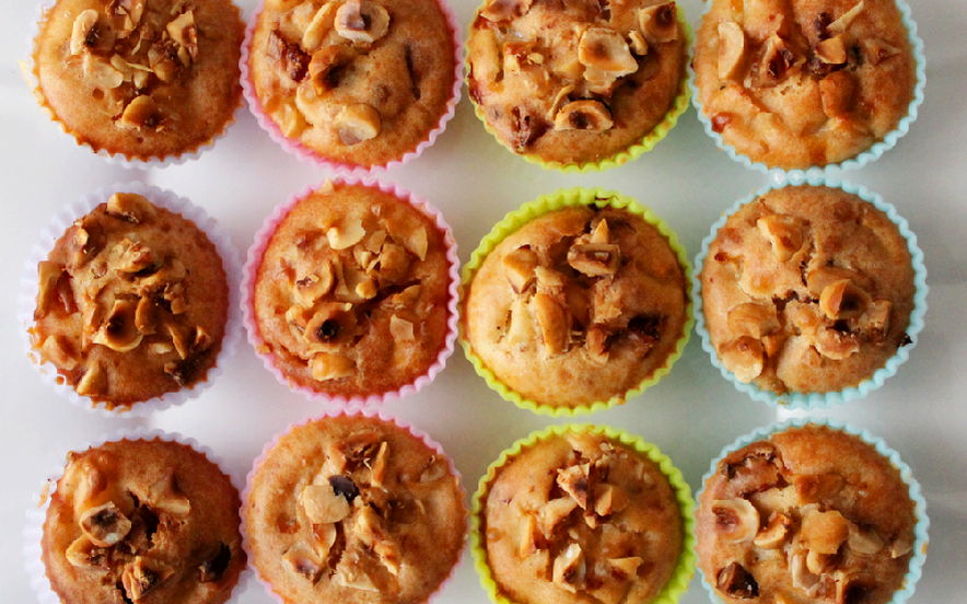 Mini muffins mele, speck e nocciole