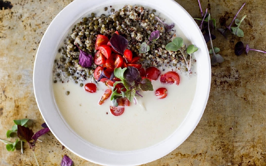 Vellutata di patate con quinoa e lenticchie