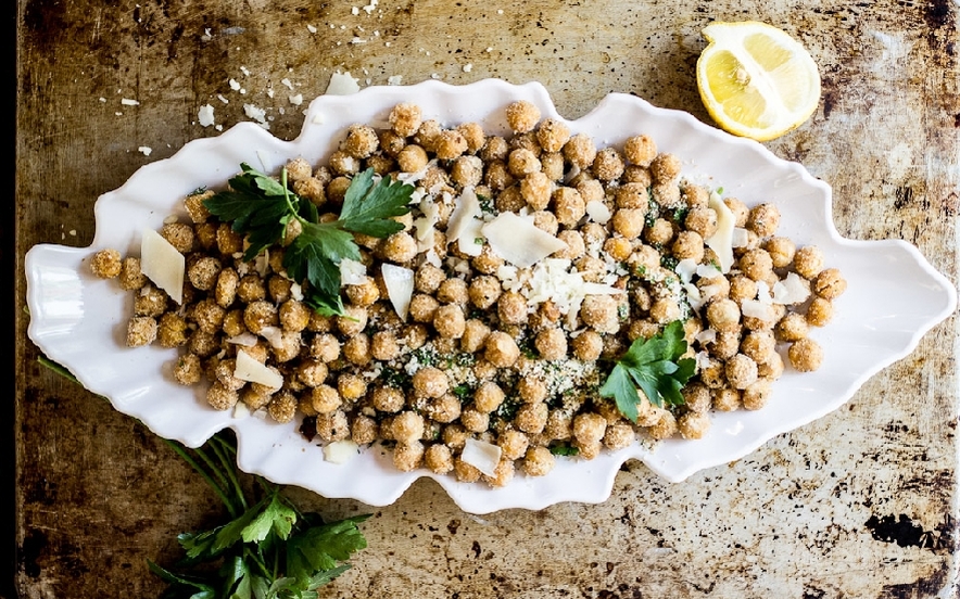 Ceci al forno alle erbe con parmigiano