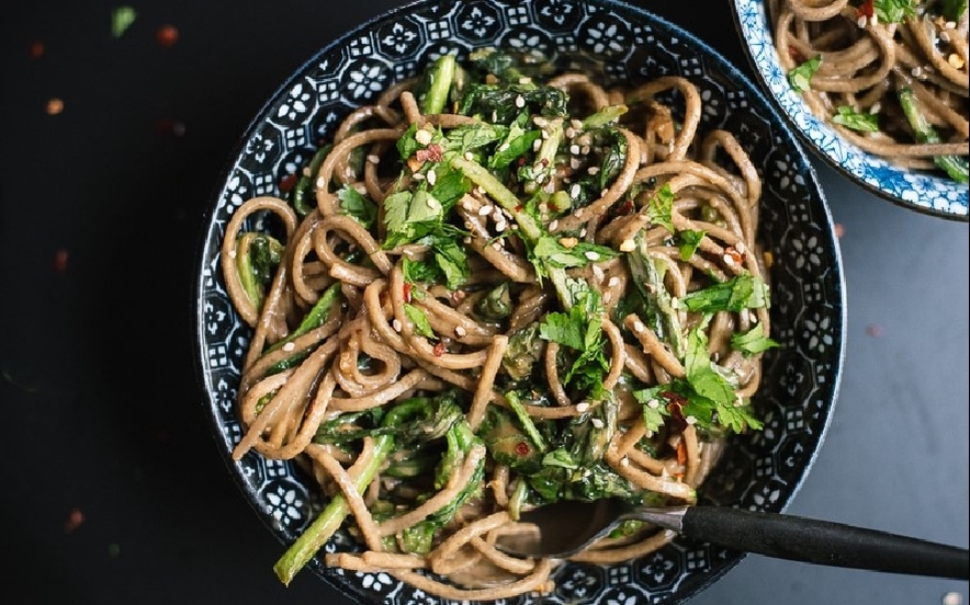 Spaghetti integrali alle cime di rapa