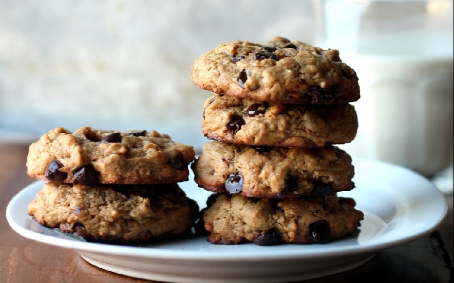 Biscotti d'avena e gocce di cioccolato