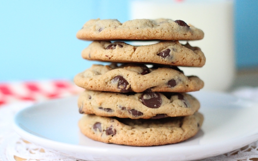 Biscotti al miele con gocce di cioccolato