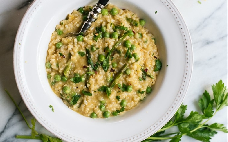 Ricetta Risotto Primavera Agli Asparagi E Piselli Manjoo