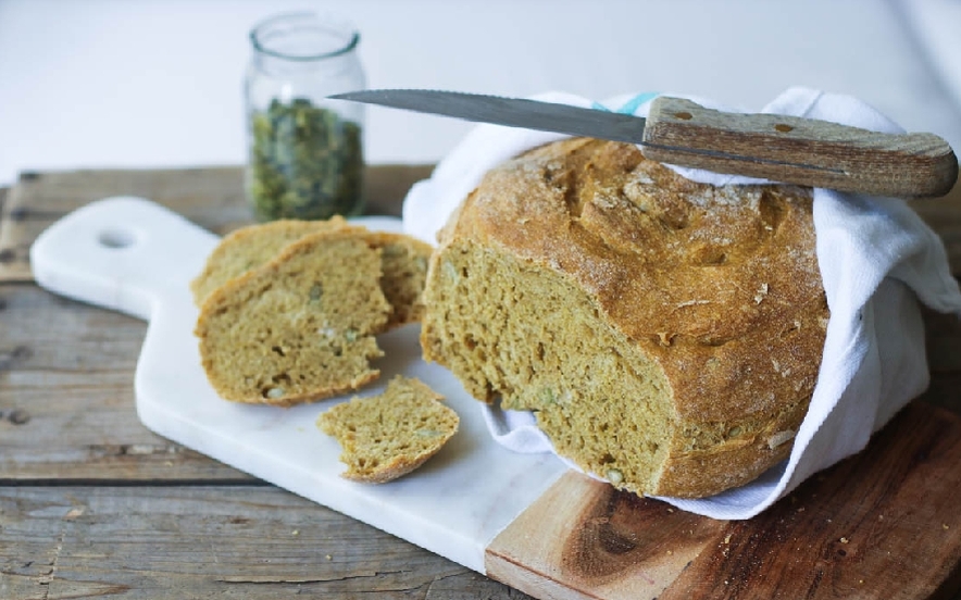 Pane rustico zucca e curry