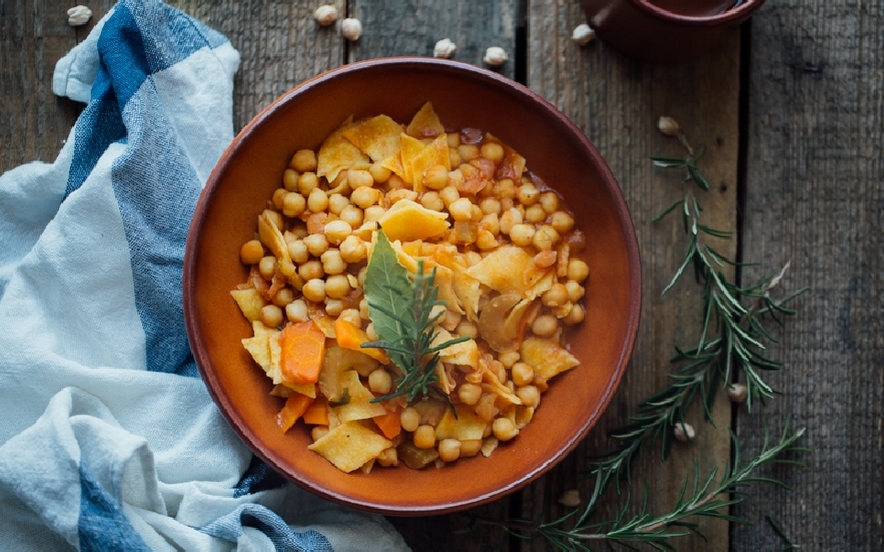 Zuppa di ceci e maltagliati