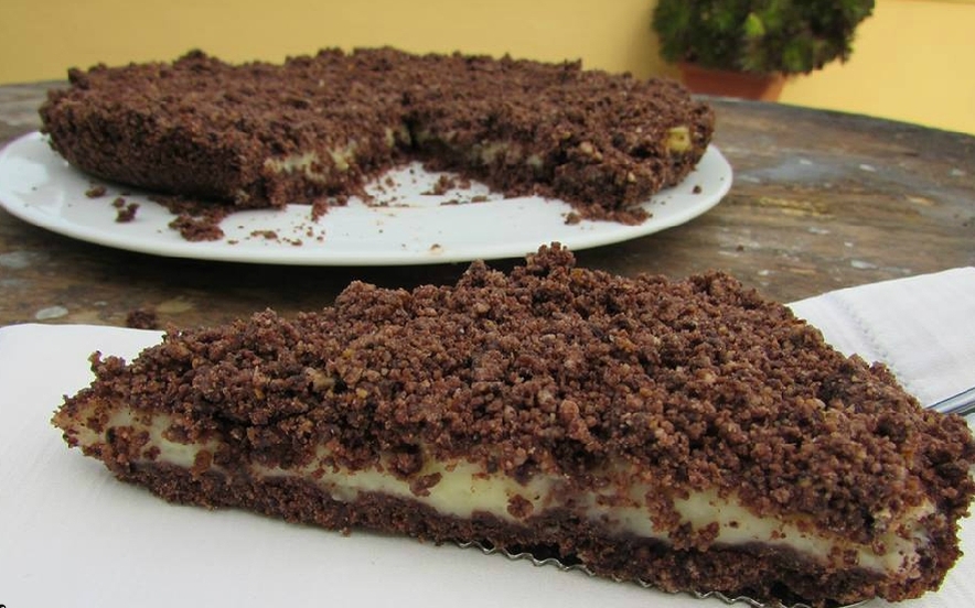 Sbrisolona al cacao e crema pasticcera